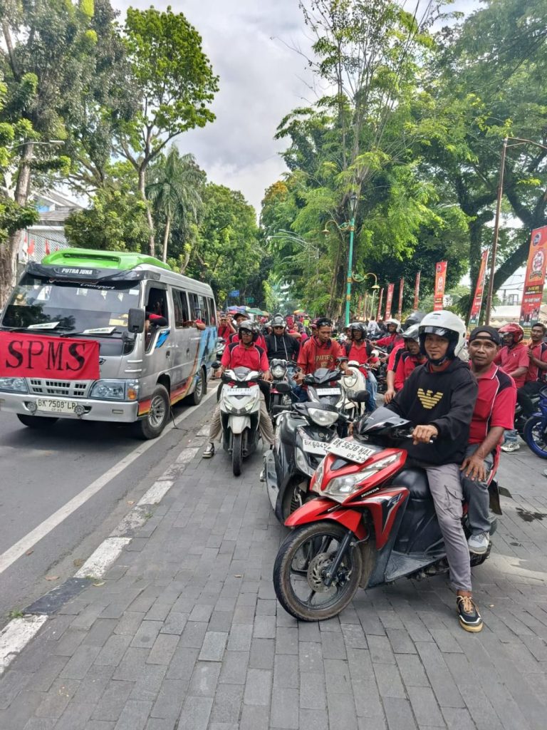 Gambar saat ini: SPMS May Day Gubsu