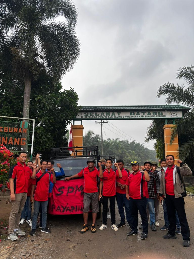 Gambar saat ini: Massa SPMS Paya Pinang Dalam Mayday 2026